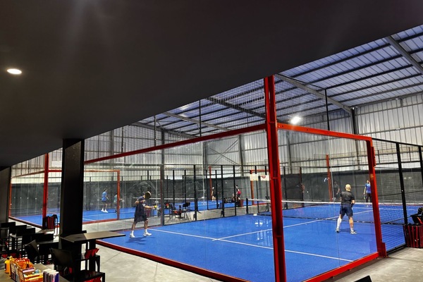 Padel Megrine