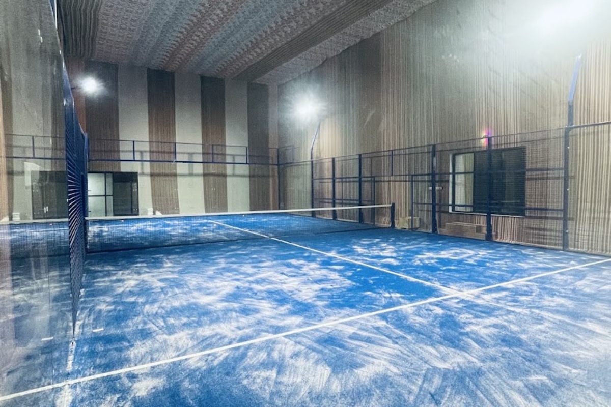 Padel Bahrain, Karzakkan (2)