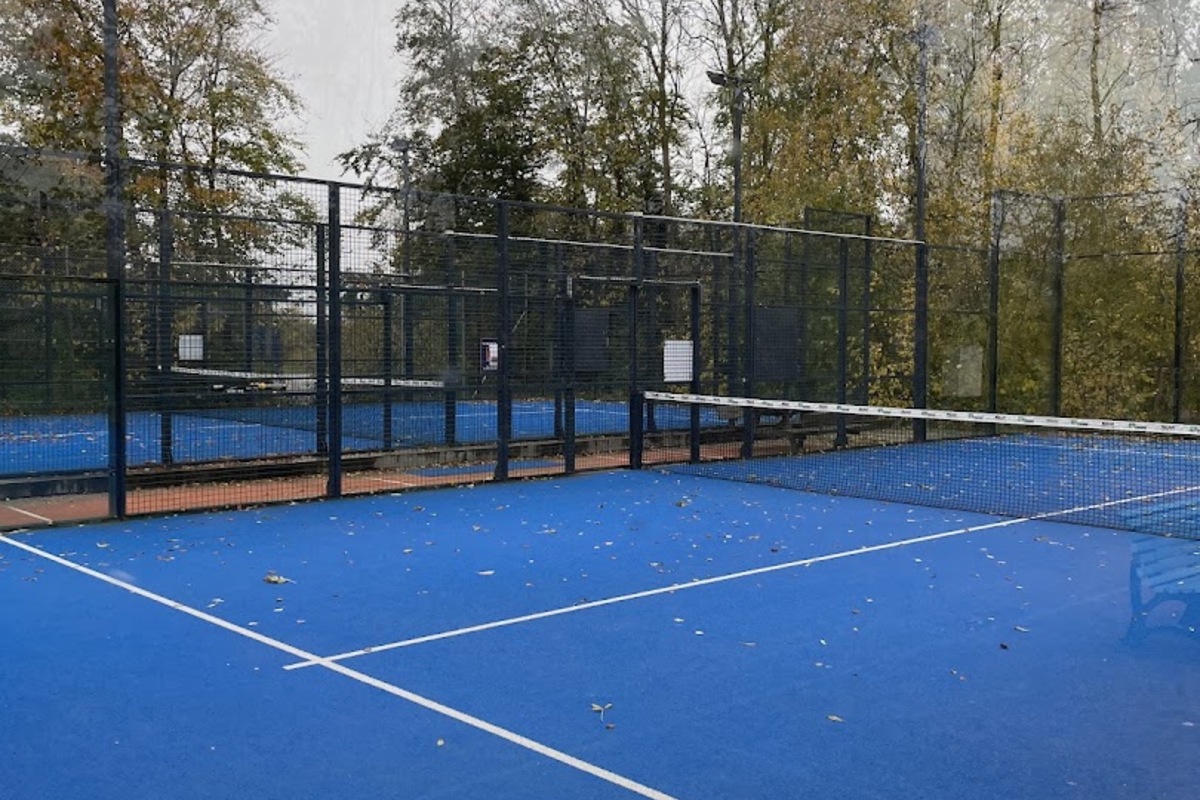 Tune IF Tennis & Padel, Tune (2)