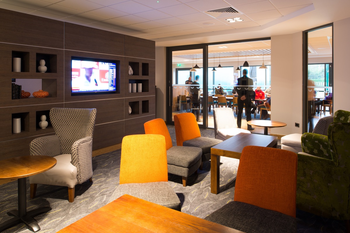 David Lloyd Clubs Newbury