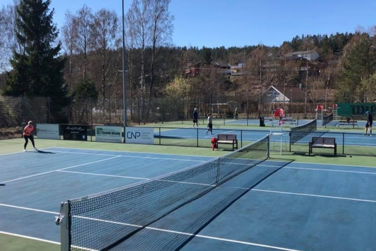 Svelvik Tennisklubb, Svelvik (2)