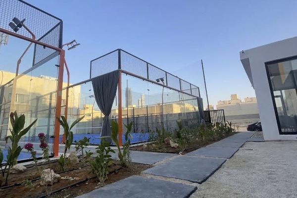 Hazzat Padel
