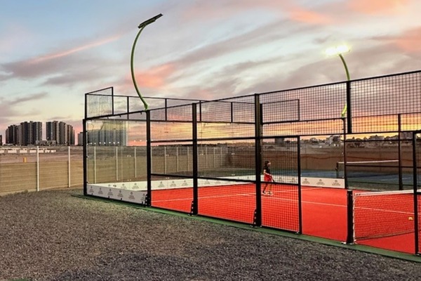 Desert Club