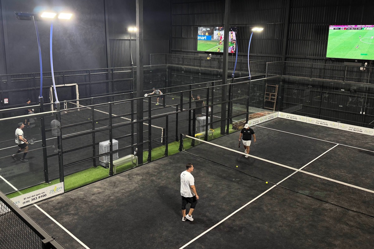 Rocky Padel - Indoor Club y Padel Store, Puerto Peñasco (3)