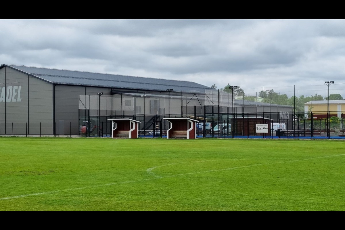 Kungsör Padel, Kungsör (2)
