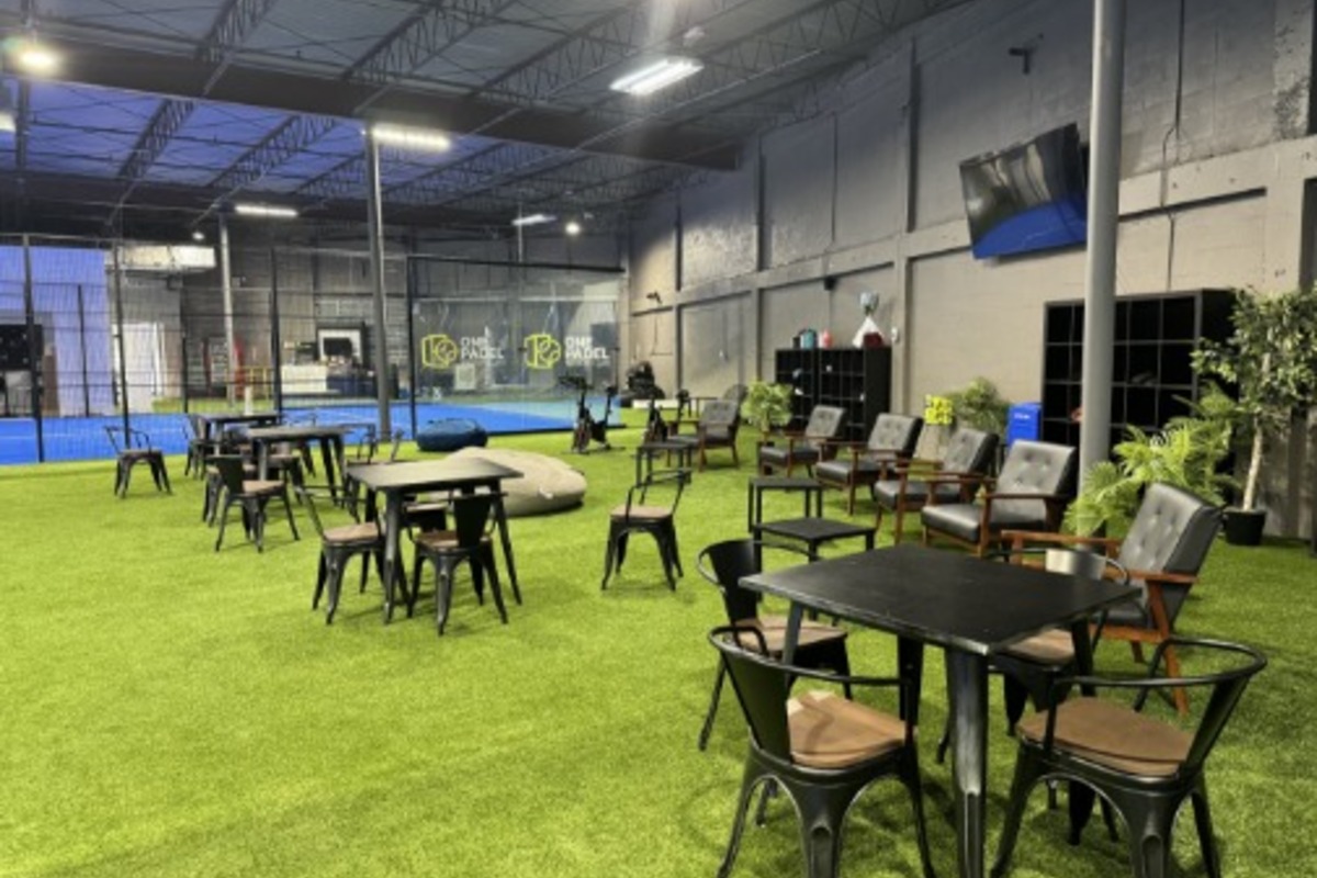 One Indoor Club