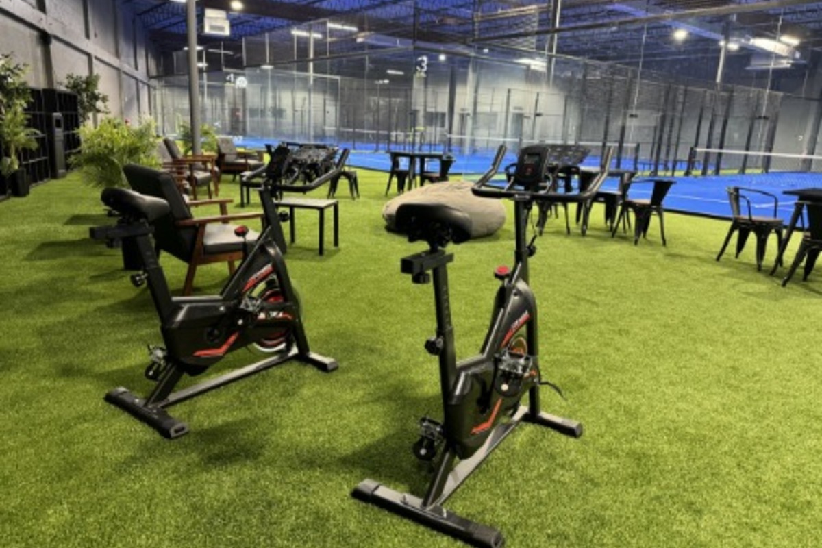 One Indoor Club