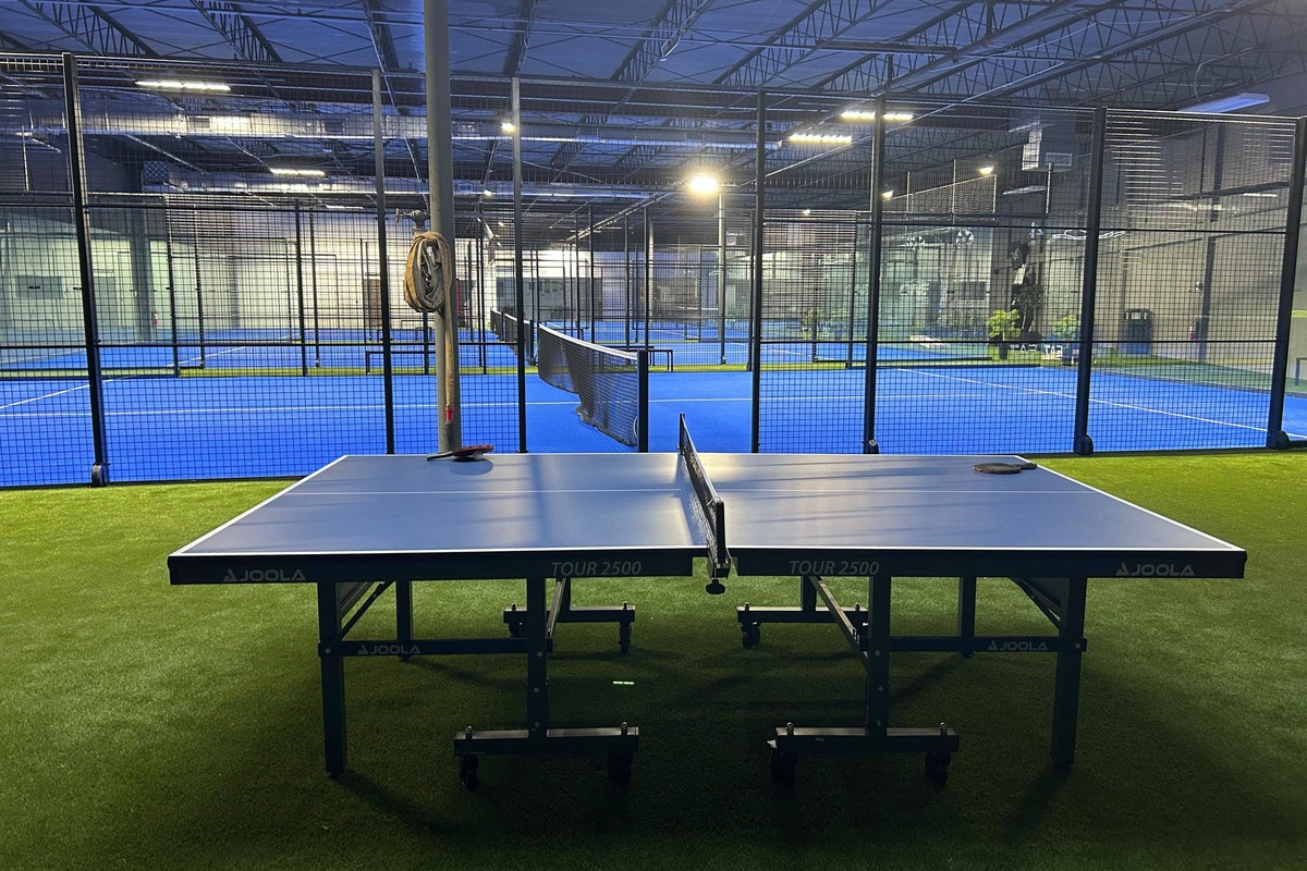 One Indoor Club