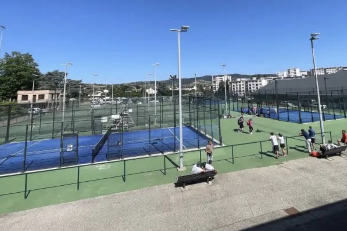 Tennis Squash Padel de Saint-Chamond, Saint-Chamond (5)