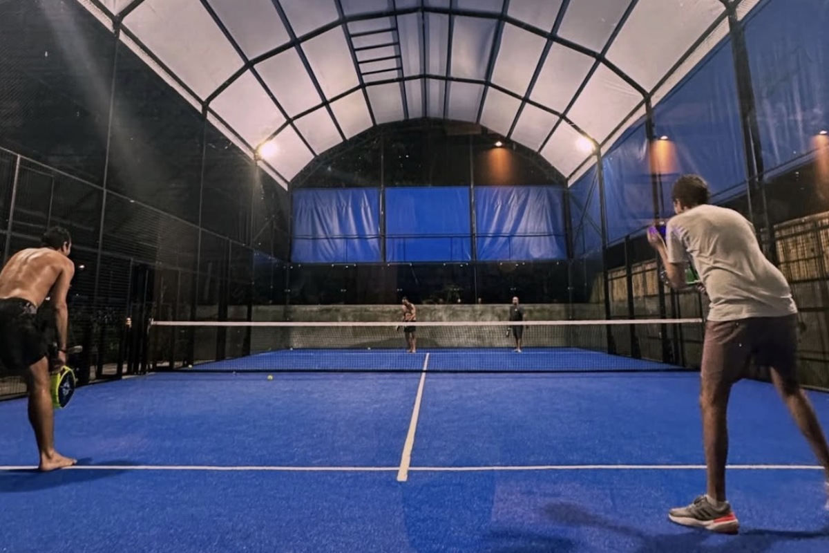 Padel Gili Air