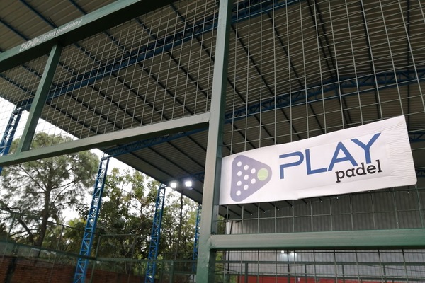 Play Padel