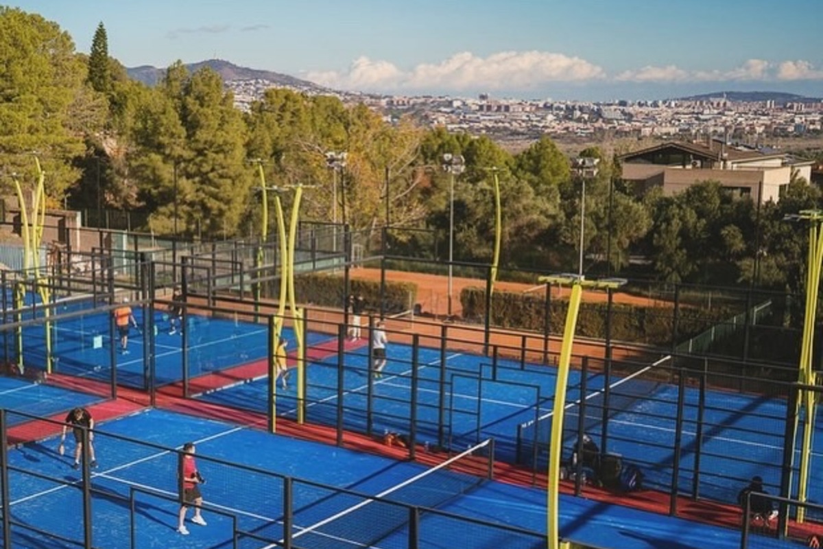 Can Vía Racket Club, Santa Coloma de Cervelló (4)