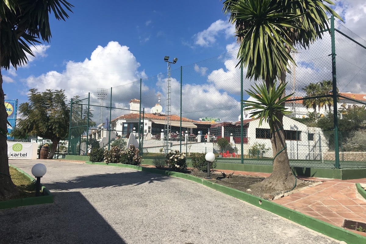 La Raqueta Nerja, Nerja (2)