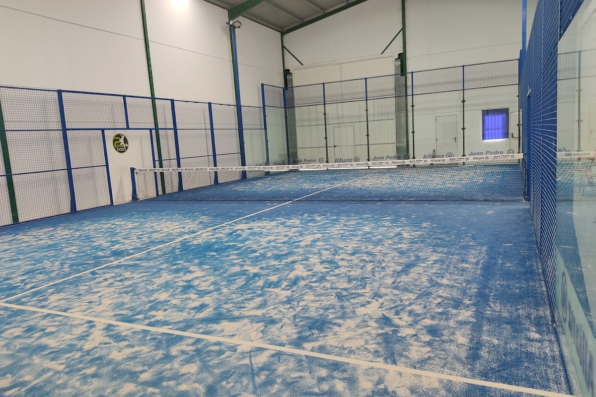 Padel Baza, Baza (2)