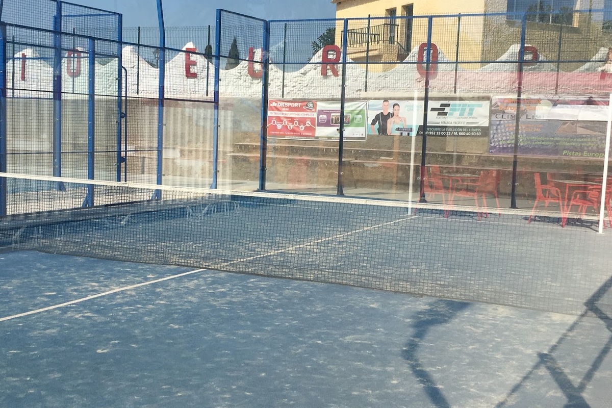 Pistas de Padel Colegio Europa, Málaga (2)