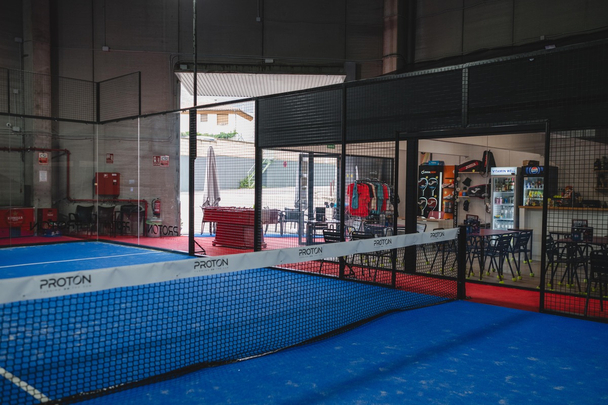 Padel Indoor Centelles, Centelles (2)