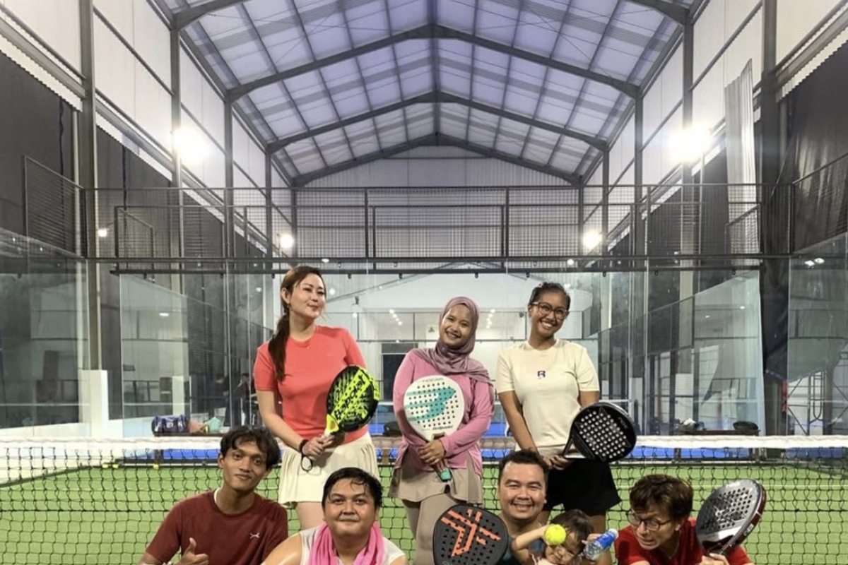 Padel Up Surabaya