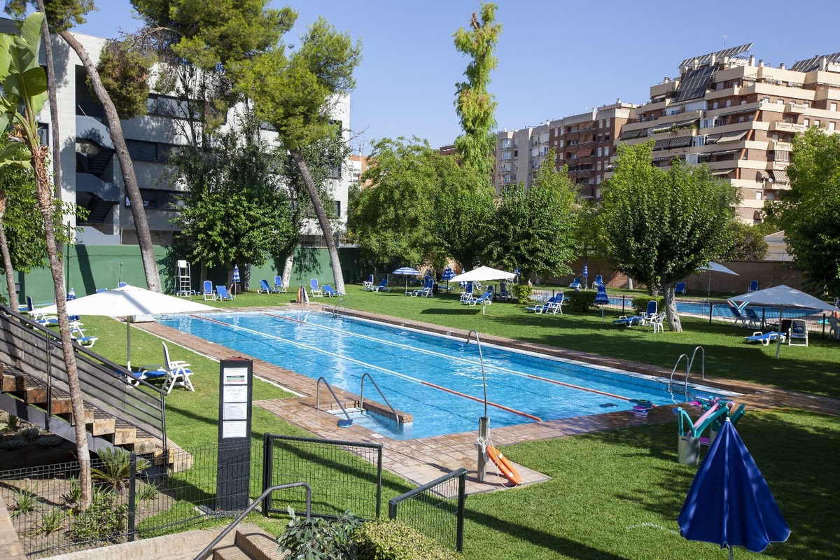 Real Club De Tenis Betis, Seville (2)