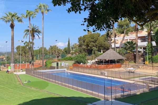 Centre Esportiu Vallpineda