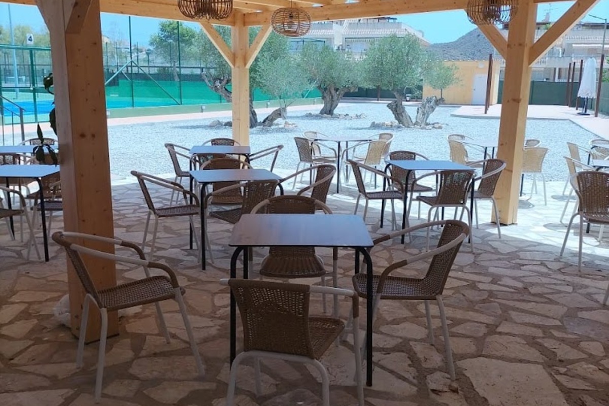 Águilas Tennis Center, Eagles (2)