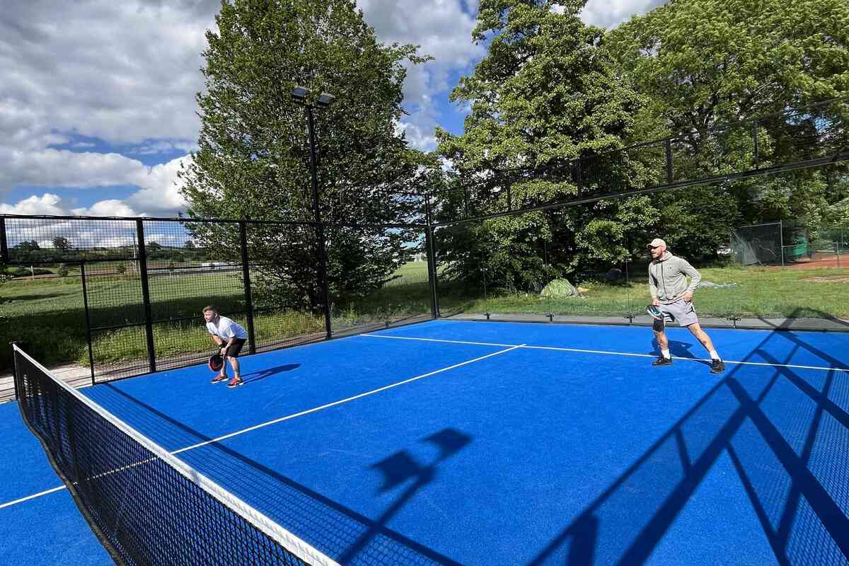 Jay P Padel