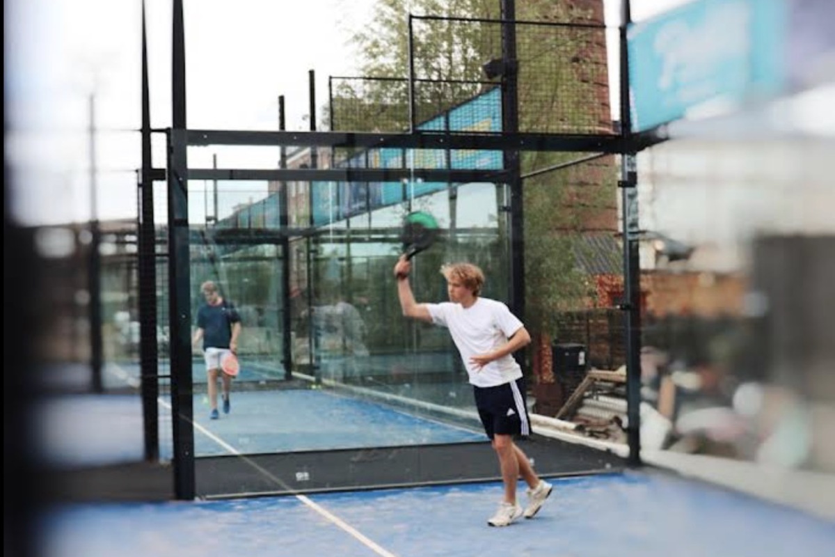 Peakz Padel Groningen Suikerterrein