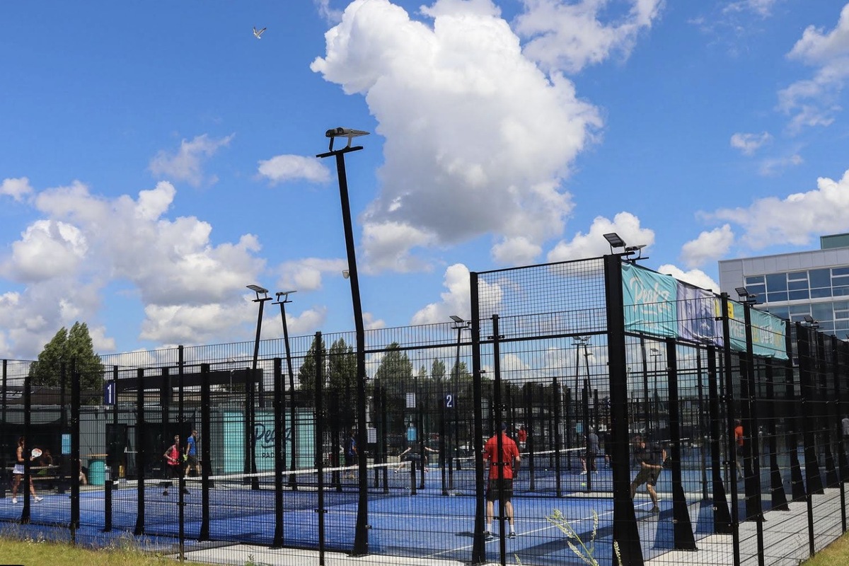 Peakz Padel Haarlem Haarlemmerstroom 