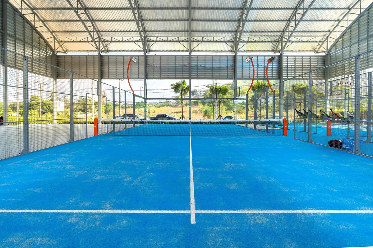 Fifteen Love Tennis & Padel Club