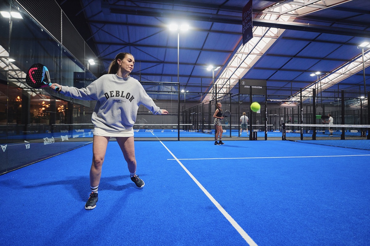 Plaza Padel Laren