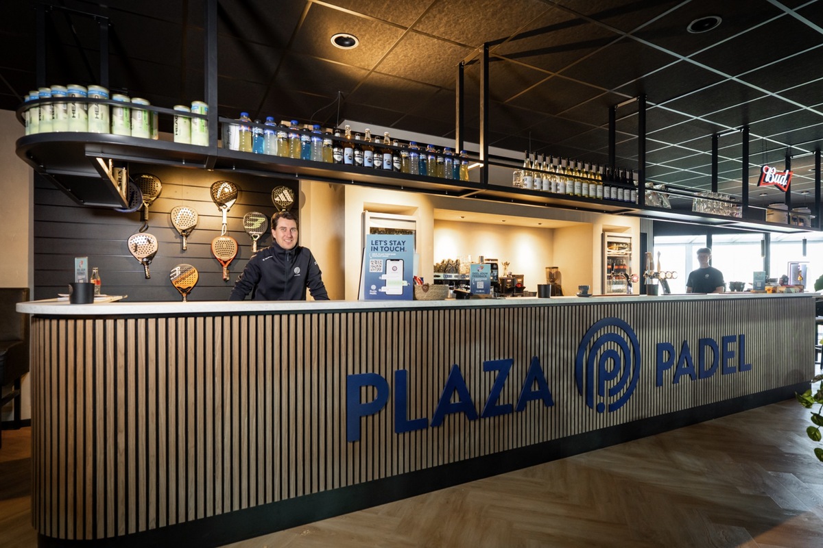 Plaza Padel Sneek