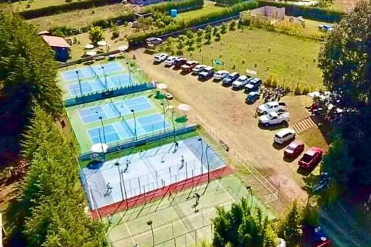 TopSpin Pickle and Padel Club Valle de Bravo