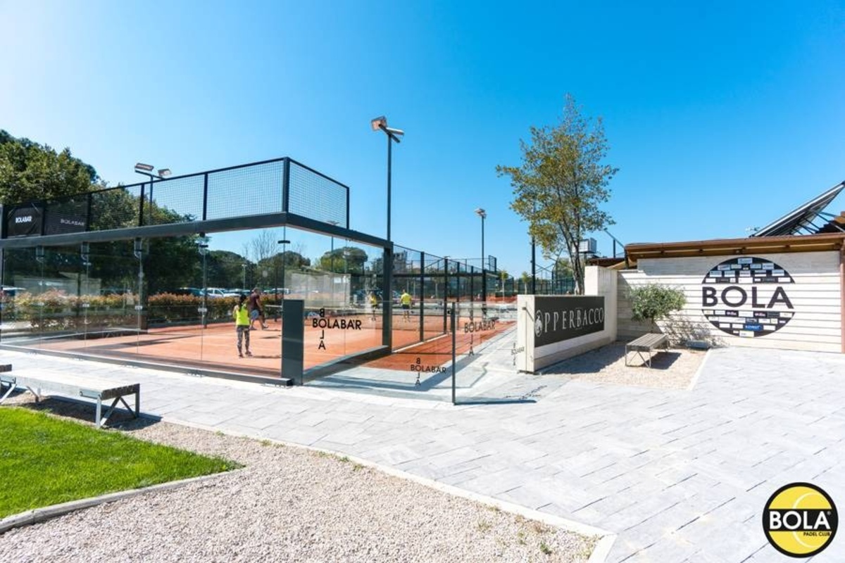 Bola Padel Club