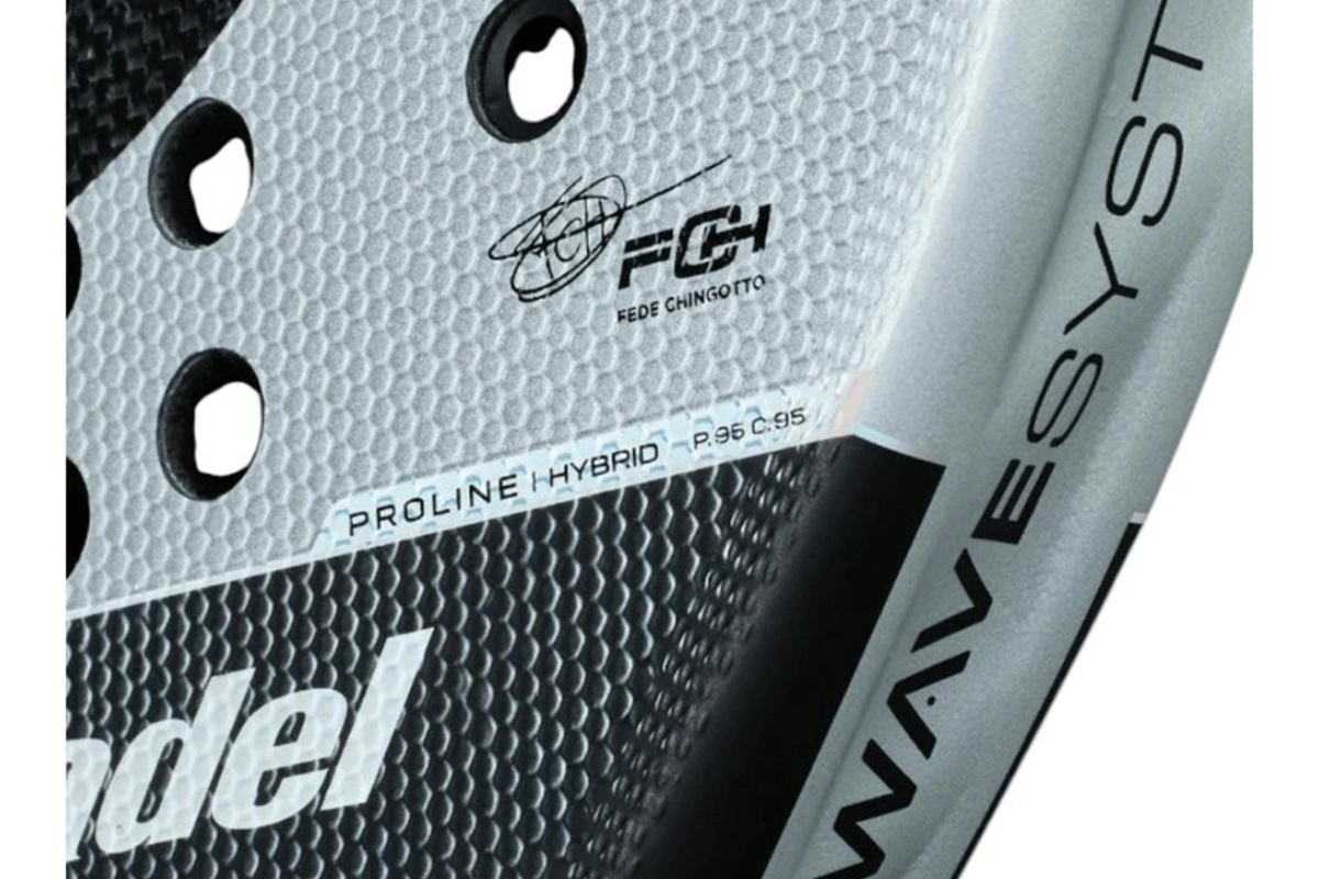 Bullpadel Neuron 2025